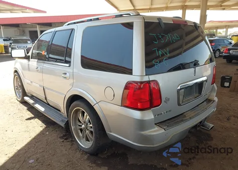 2003 Lincoln Navigator z USA, uszkodzony, nr VIN 5LMFU27RX3LJ37120